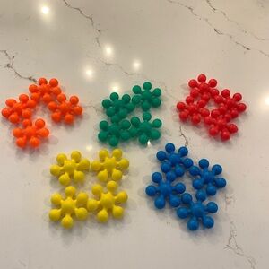 Vintage 1981 Playskool Star Links 20 Piece Set Plastic Multicolor Pieces.